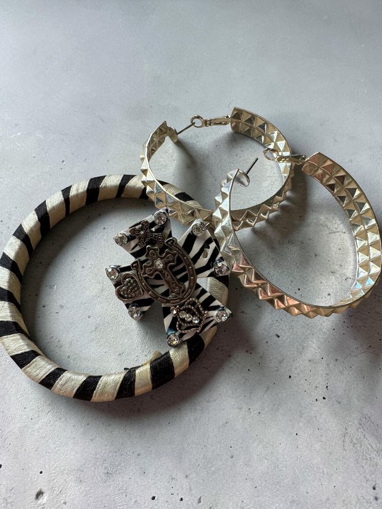 **Authentic Y2K Set Of Bracelet, Ring and Hoop Earrings** imagen 2