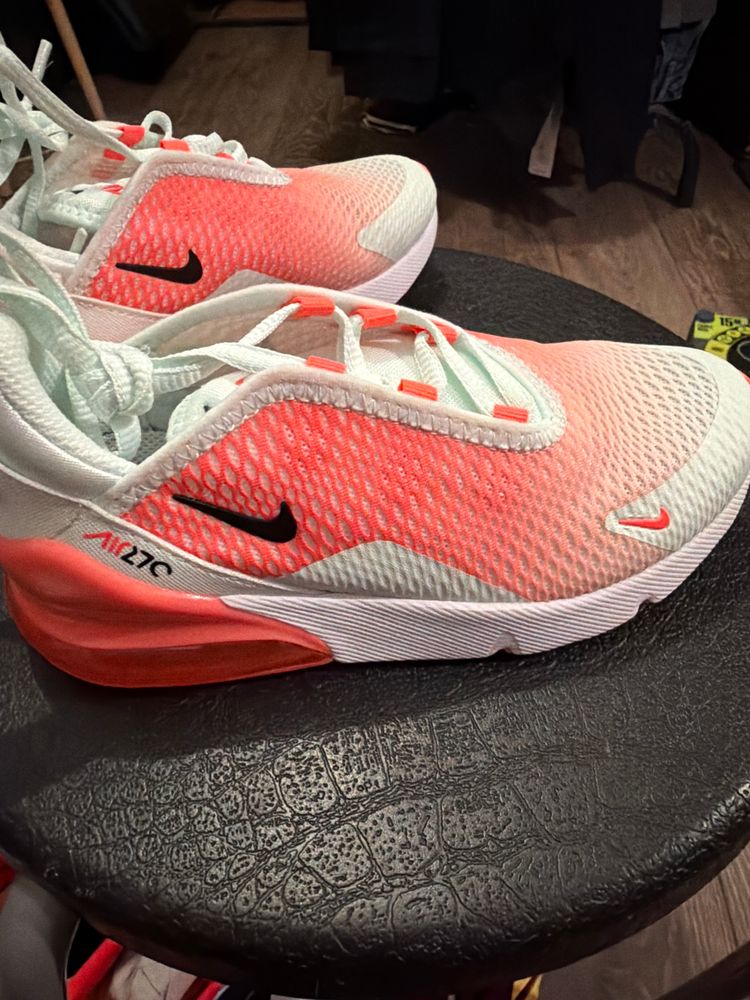 Nike Air Max 270 Sneakers imagen 1