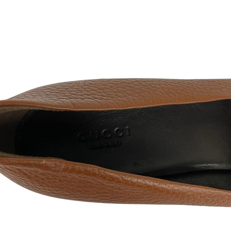 Gucci Pebbled Leather Interlocking G Buckle Heeled Pumps UK 6.5 image 5
