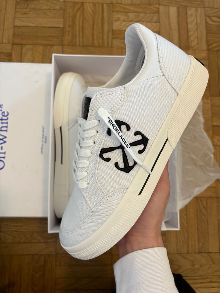 Off-White Off-White White Sneakers product image