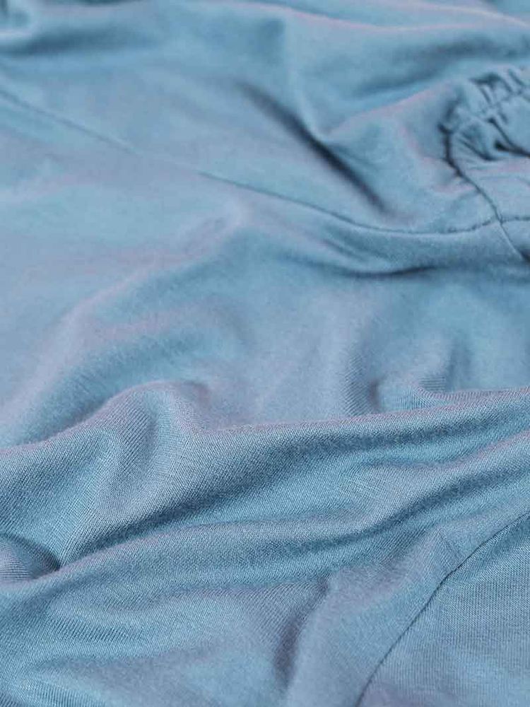 Tangle Gathered Turtleneck, Upcycled Cotton, in Turquoise imagen 8