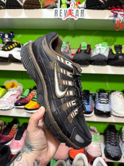 Nike Running Shoe new p6000