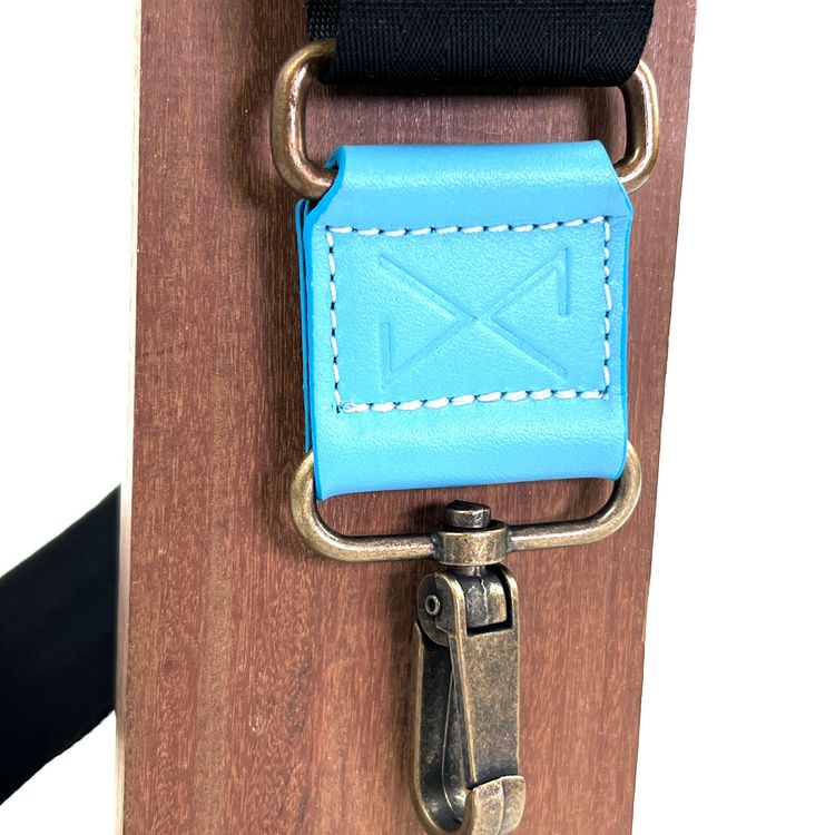 Bandolera regulable lujada Azul Acqua 4
