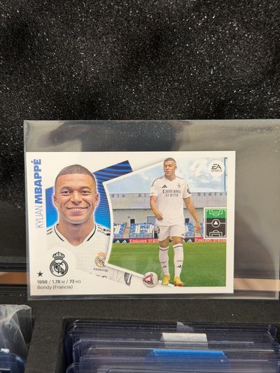 Kylian Mbappé Primer cromo Real Madrid Liga Este