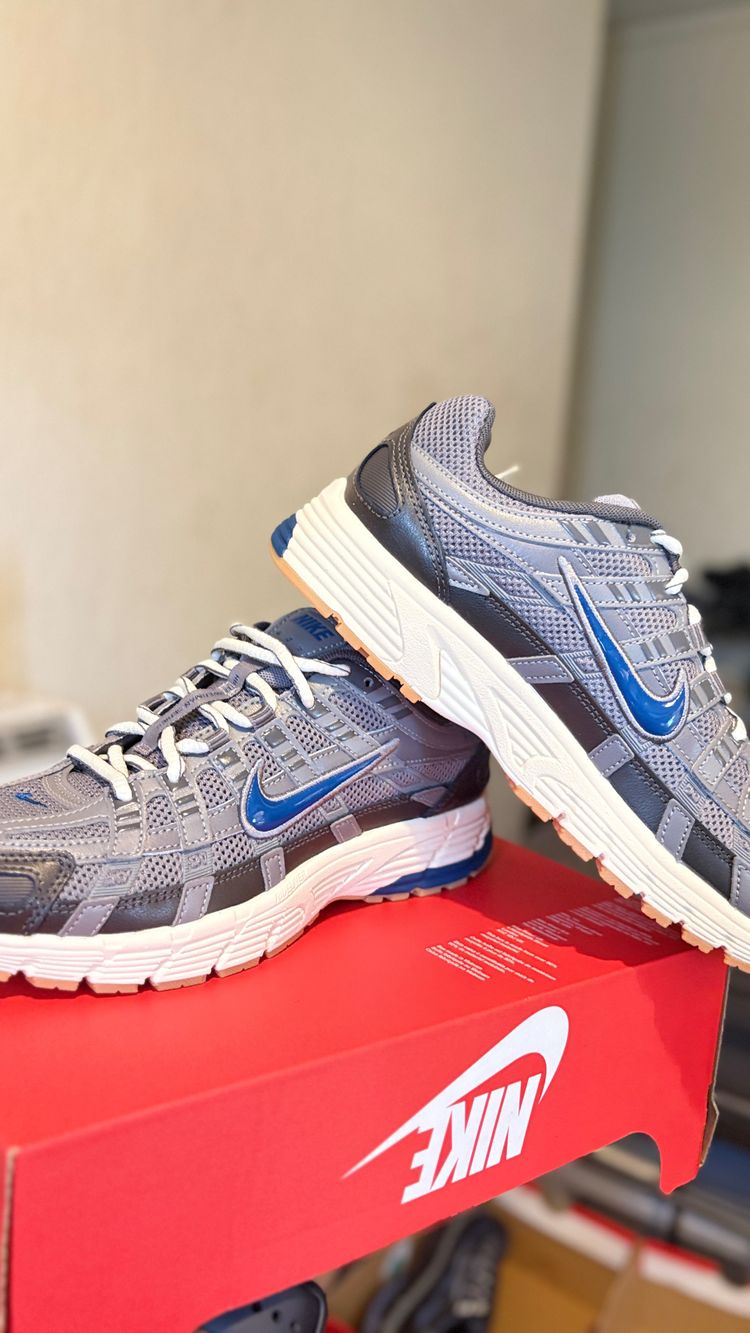 Nike Running Shoes image 1