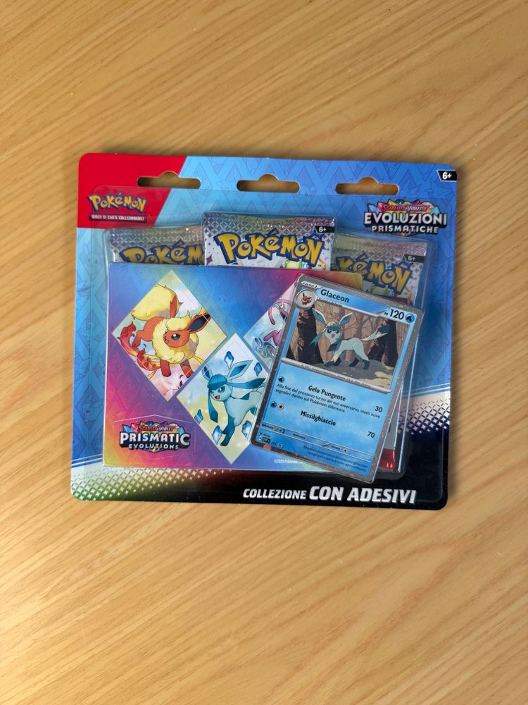 Pokémon Evoluzioni Prismatiche Blister 3 Bustine Glaceon ITA