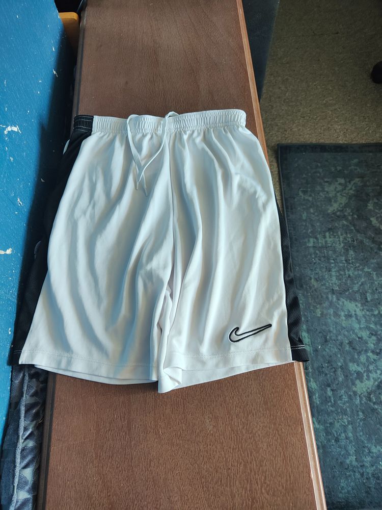 Nike Nike White Sports Shorts product image