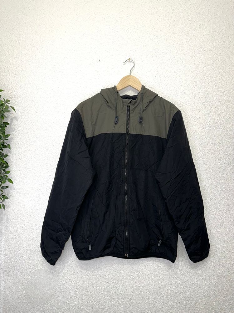 Black And Olive Green Hooded Jacket imagen 4