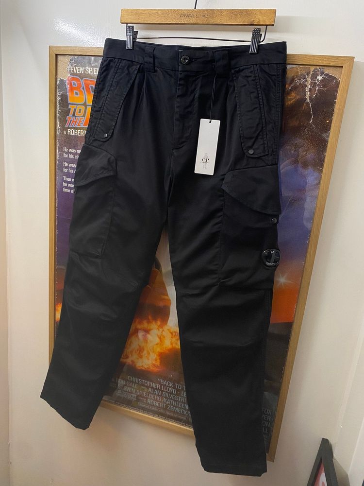 SS2023 C.P. Company Stretch Sateen Loose Fit Lensed Cargo Trousers image 8