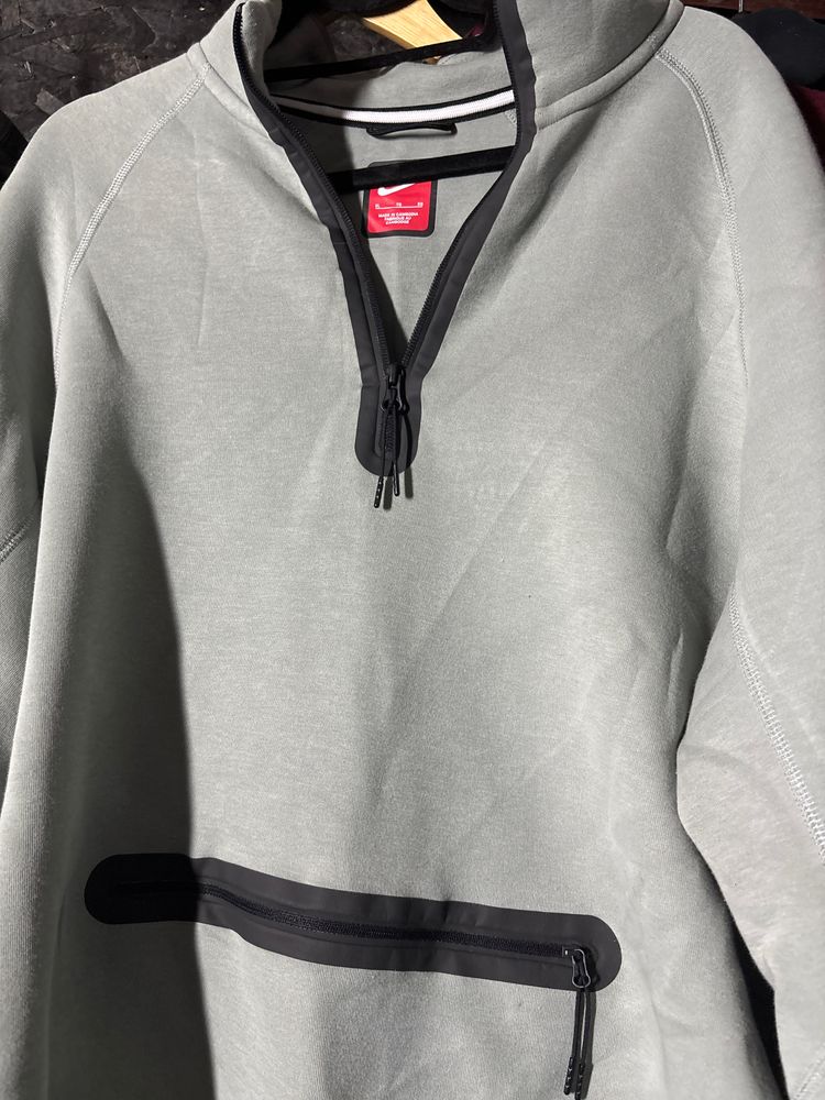 Nike Grey Pullover Sweatshirt image 3