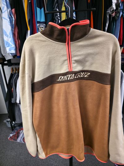 Santa Cruz Fleece Pullover