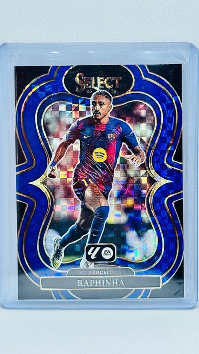 Raphinha - Barcelona - Mezzanine - Blue Checkerboard Prizm (SP) - Panini Select LaLiga 2025-26