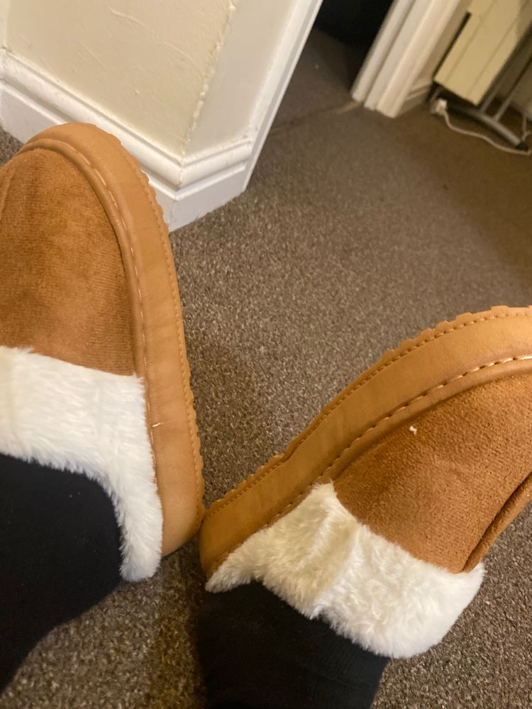 Brown Slippers With White Faux Fur Lining image 6