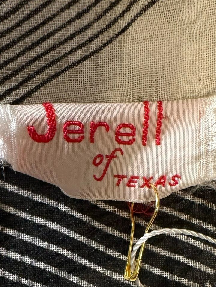 Jerell Of Texas Women'S Button-Up Shirt image 2