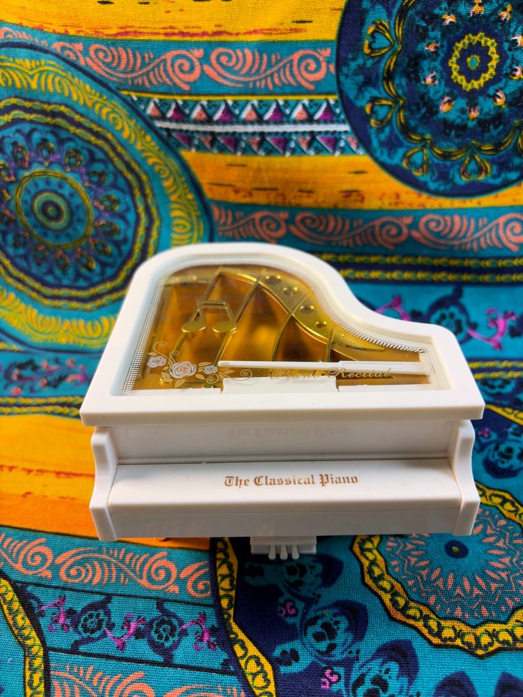 White Classical Piano Music Box