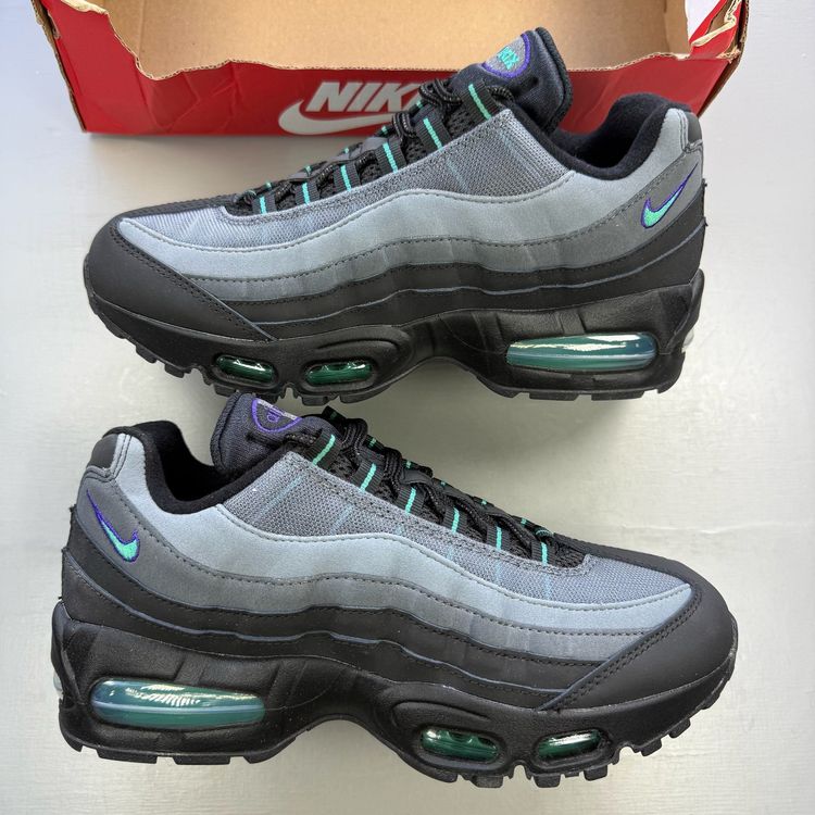 Immagine di Nike Air Max 95 UK 6 Big Bubble Black Grape Dusty Cactus Trainers IQ7601-010 1