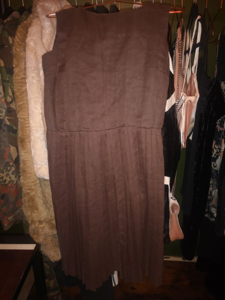 Brown Sleeveless Dress