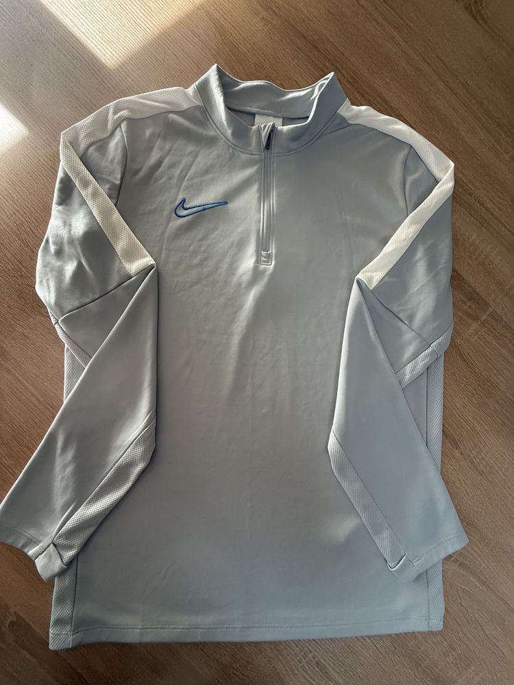 Nike Nike Grey Quarter-Zip Pullover Top product image