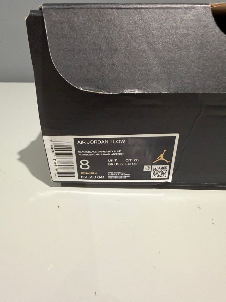Jordan 1 Low Black University Blue UK 7 imagen 6