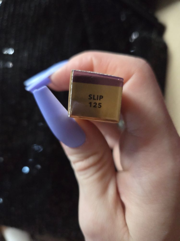 Hourglass Volumizing Glossy Stick imagen 2