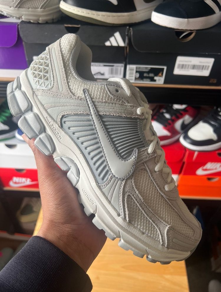 Nike Zoom Vomero 5 | Half Box | Brand New