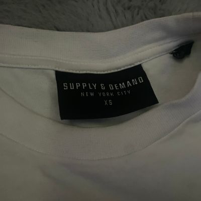 SUPPLY & DEMAND white graphic t-shirt