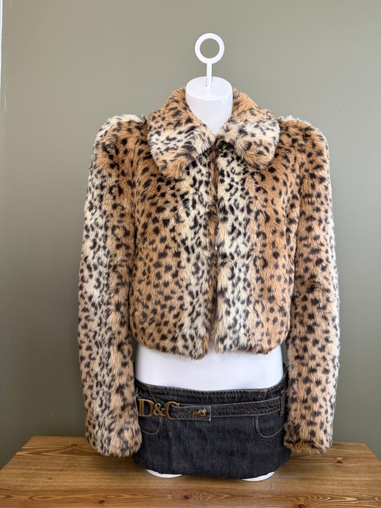 Leopard Faux Fur Jacket (UK8) image 6