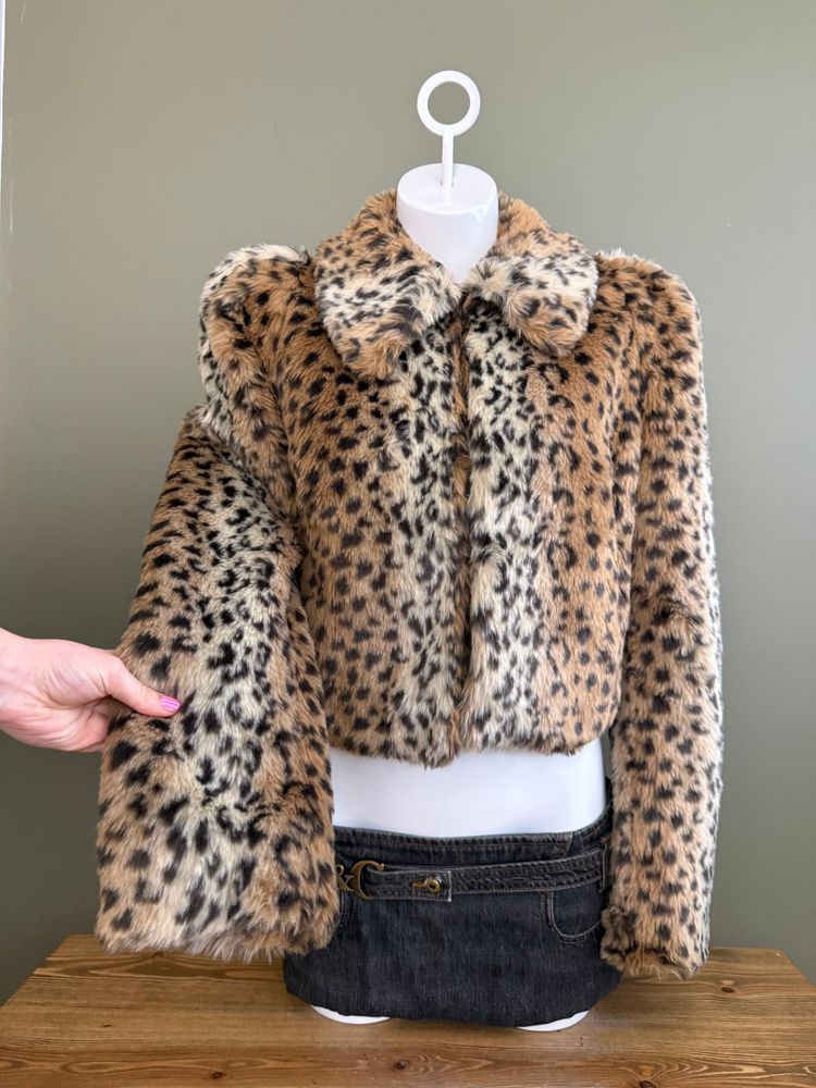 Leopard Faux Fur Jacket (UK8) image 5
