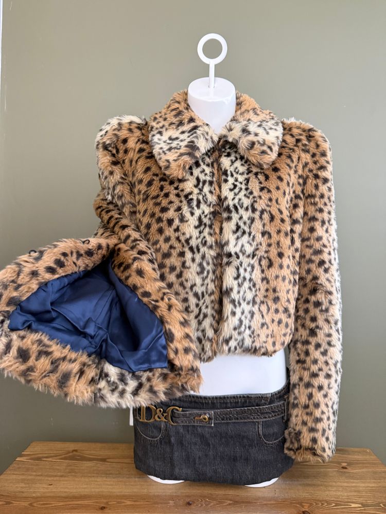 Leopard Faux Fur Jacket (UK8) image 10