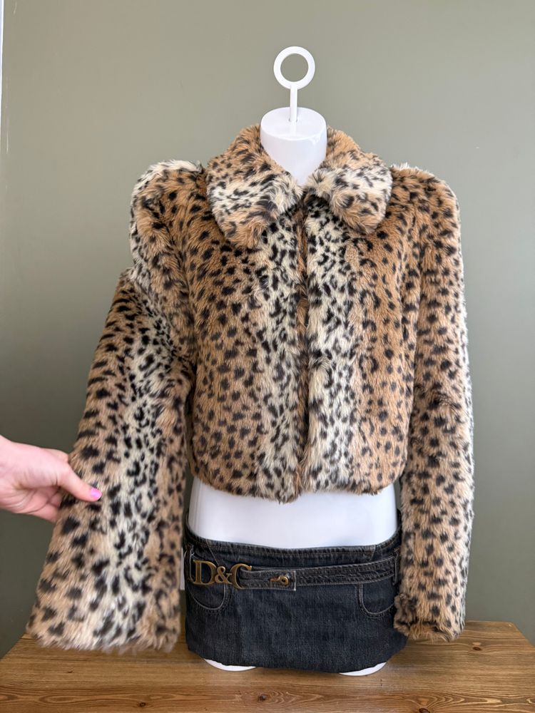 Leopard Faux Fur Jacket (UK8) image 8