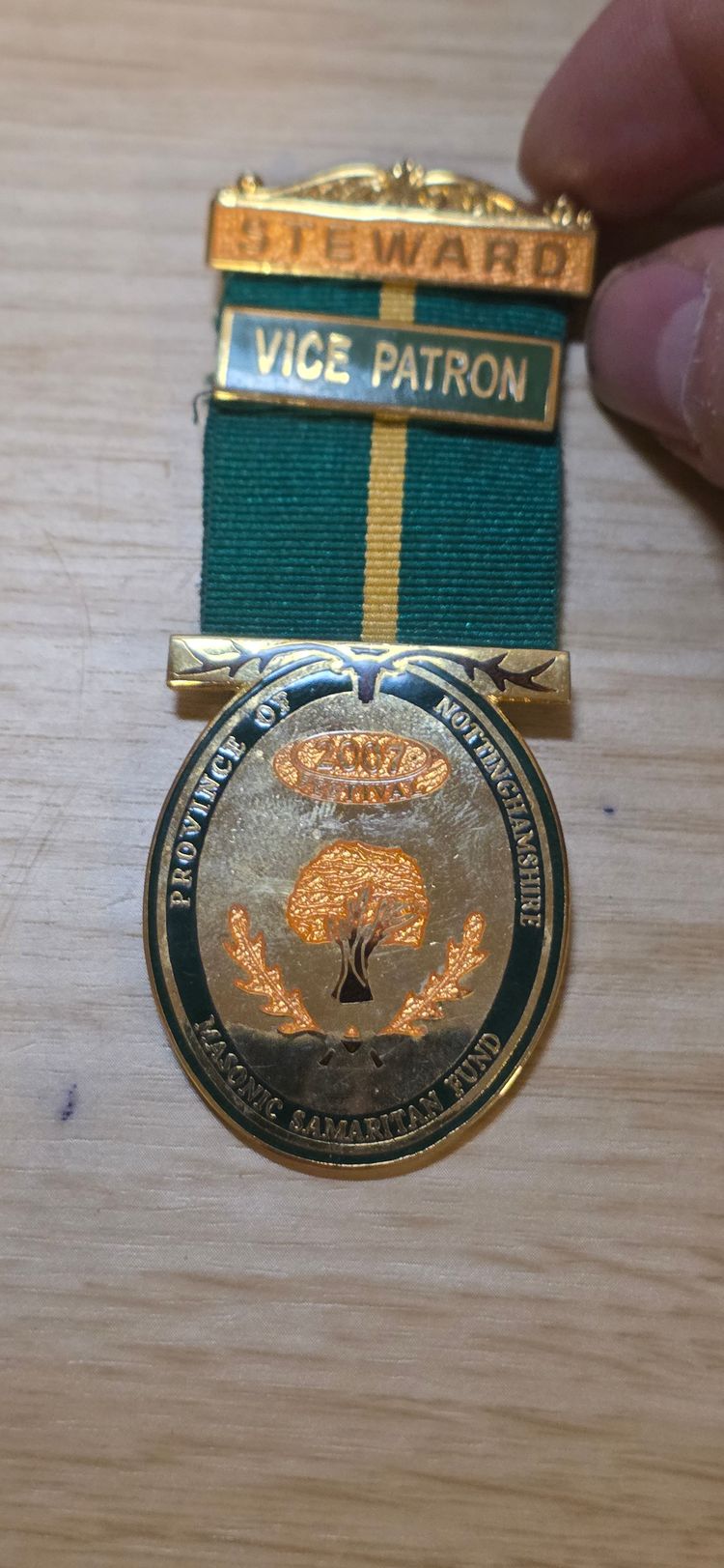 Masonic Samaritan Fund Medal With Steward And Vice Patron Bars imagen 3