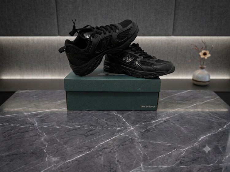 New Balance New Balance Black 530 product image