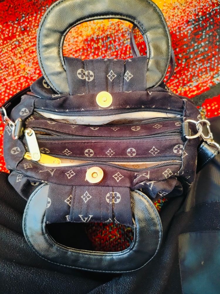 Louis Vuitton Handbag image 9