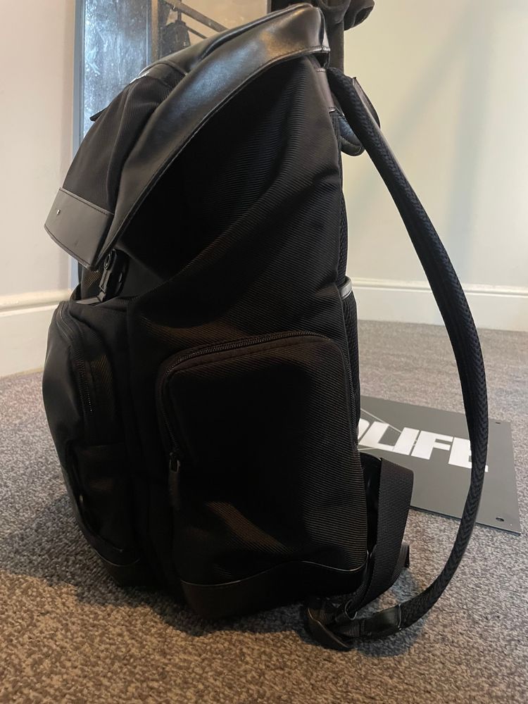 Montbalnc nightlight backpack 5