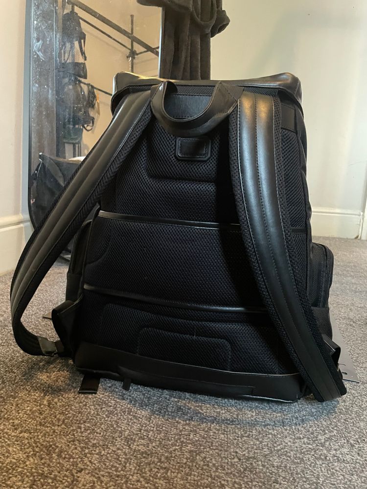 Montbalnc nightlight backpack 3