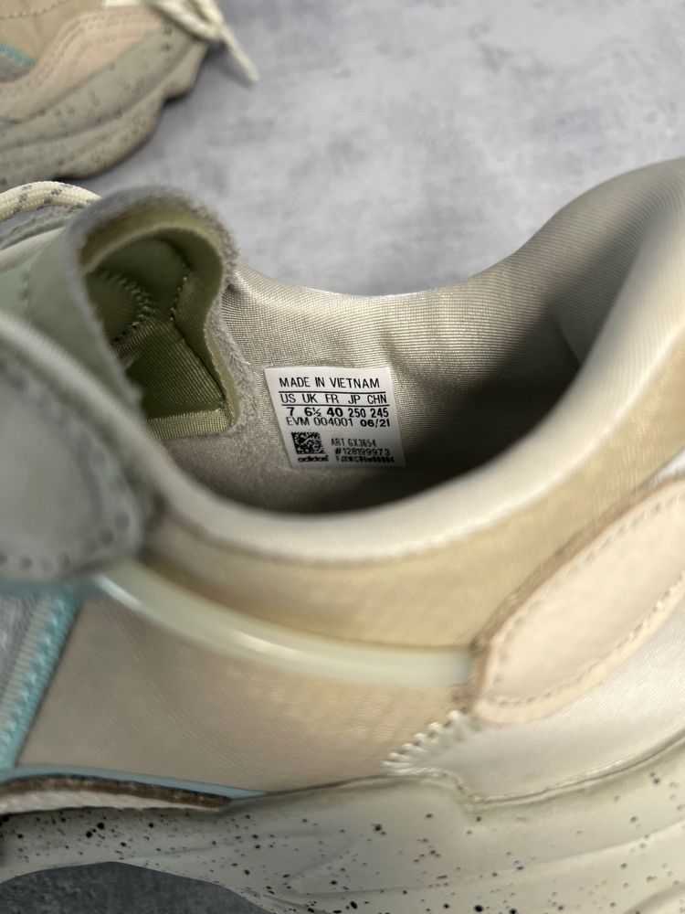 Adidas Sneakers image 3