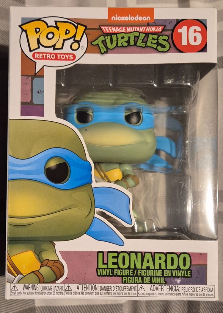 Teenage Mutant Ninja Turtles Leonardo Vinyl Figure