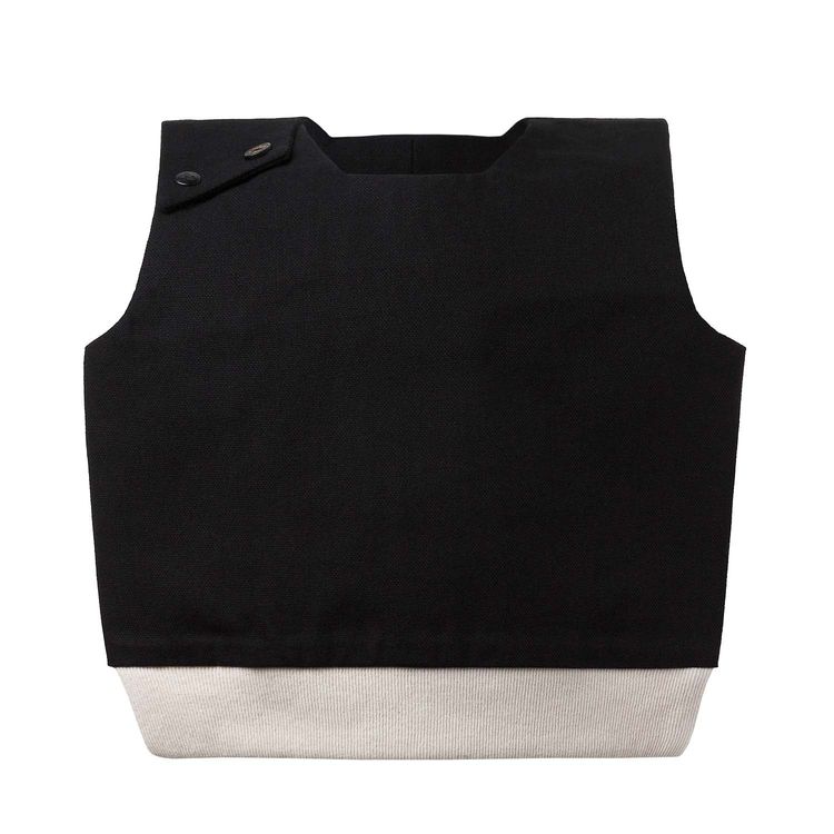 Black & White Bib image 1