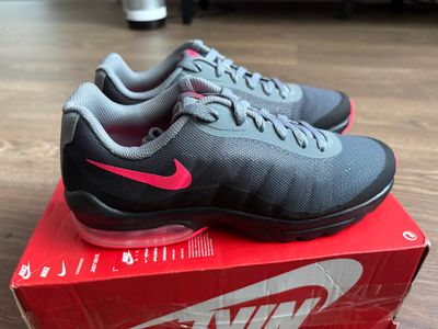 Nike Air Max Invigor (Gs) Sneakers