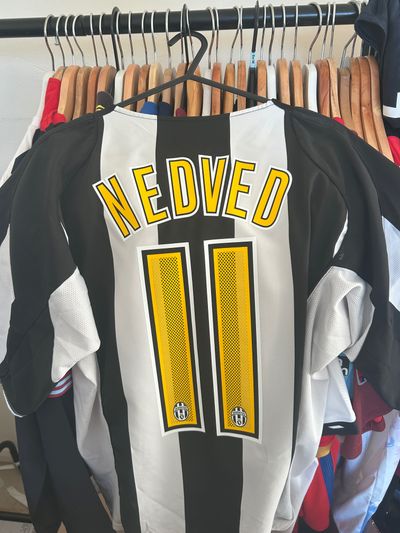 Juventus 2004/05 home shirt total 90 Nedved medium