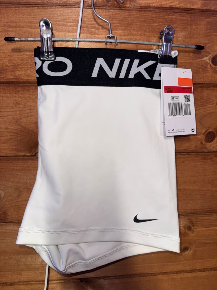 Nike Pro White Shorts large 