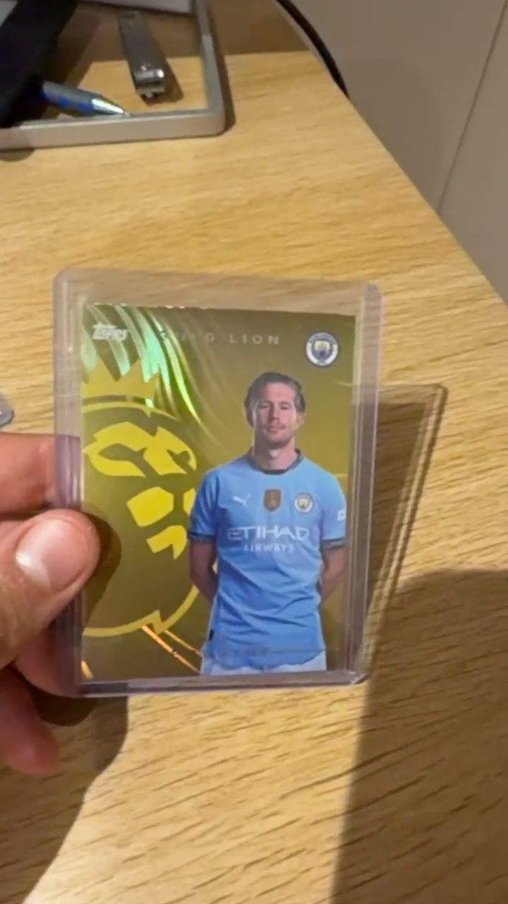 Topps Gold Lion kevin debruyne image 1