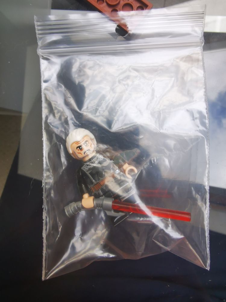Other Minifigure With White Hair And Red Lightsaber product image