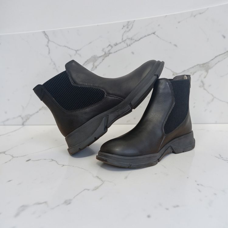 Black Chelsea Boots