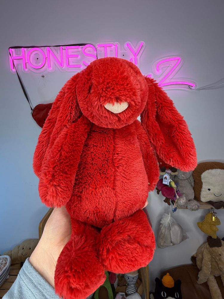 Jellycat Bashful Luxe Bunny in the Scarlett