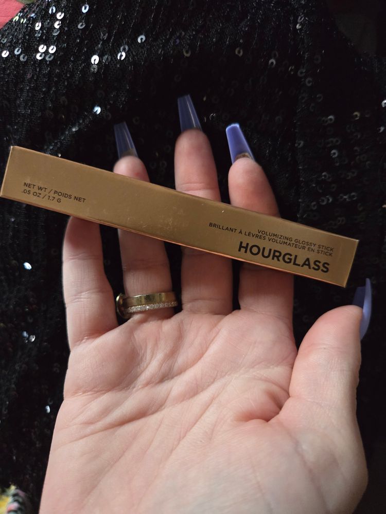 Hourglass Volumizing Glossy Stick