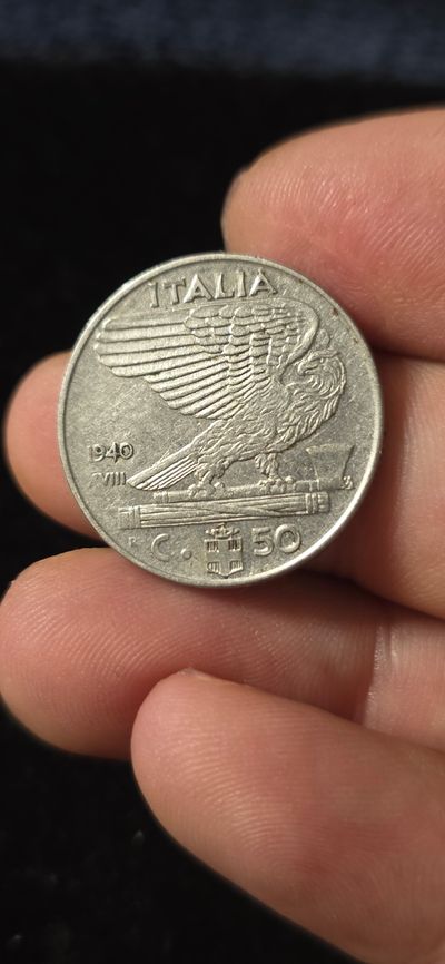 20). Italian 50 Centesimi Coin 1940