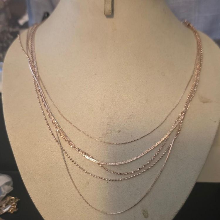 Layered Gold-Tone Necklace imagen 7