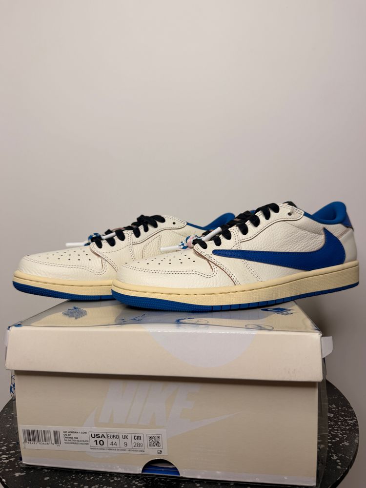 Nike Sneakers image 3