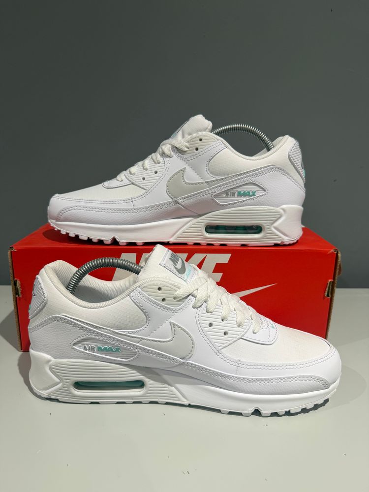 Immagine di Nike Air Max 90 White Hyper Turquoise UK 8  2